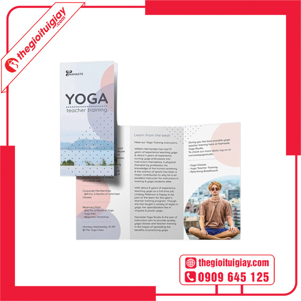 Mẫu brochure yoga thiết kế trẻ trung