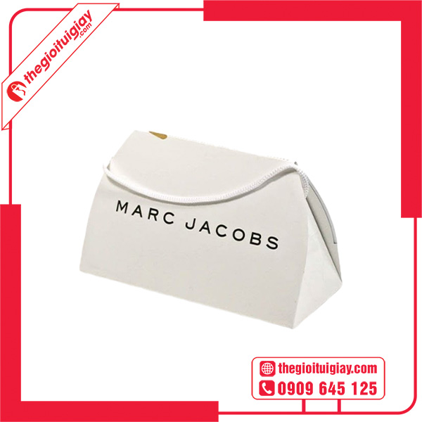 Mẫu Túi Giấy Nắp Gập Màu Trắng MARC JACOBS
