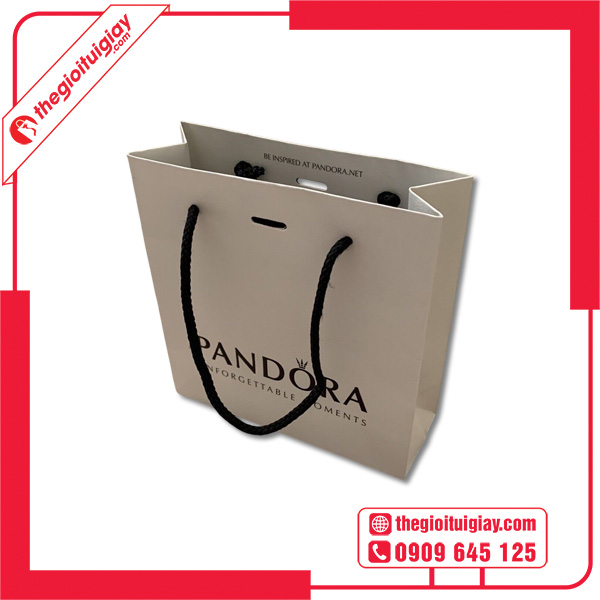 Mẫu túi giấy Pandora đựng quà sang trọng