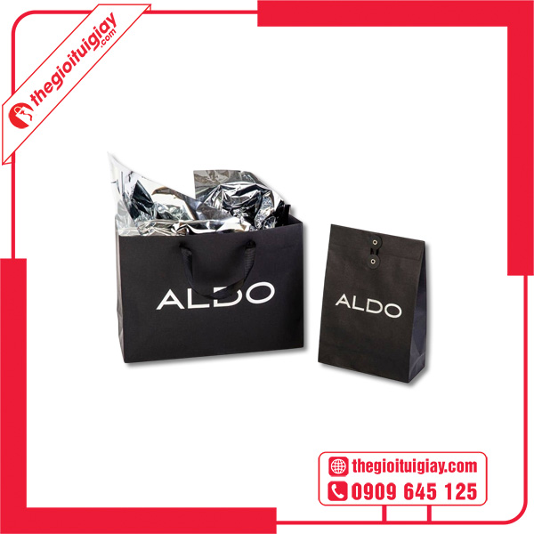 Mẫu túi giấy Aldo nắp gập màu đen