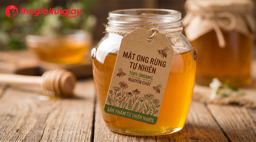 Mẫu m&aacute;c treo cổ chai bằng giấy Kraft mộc mạc cho n&ocirc;ng sản