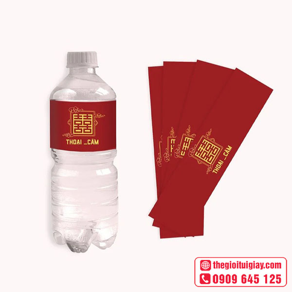 Mẫu tem dán chai nước đám cưới độc đáo