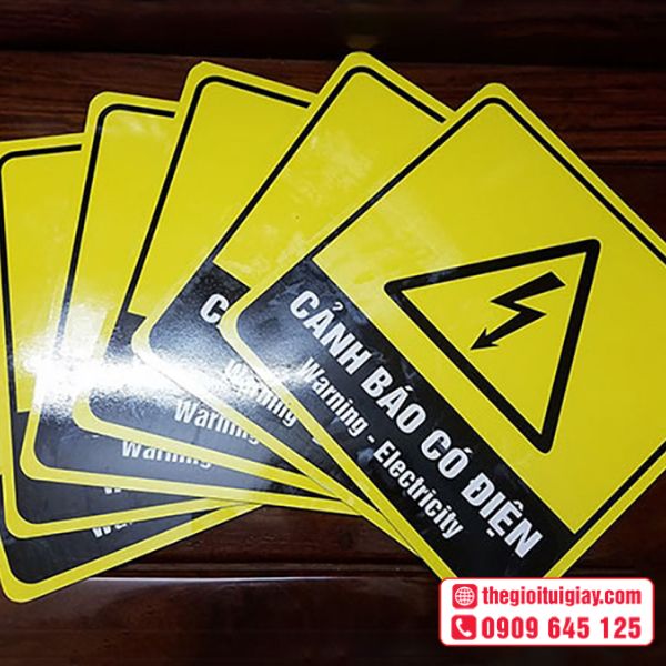 Mẫu tem cảnh báo điện giật hình tam giác màu vàng