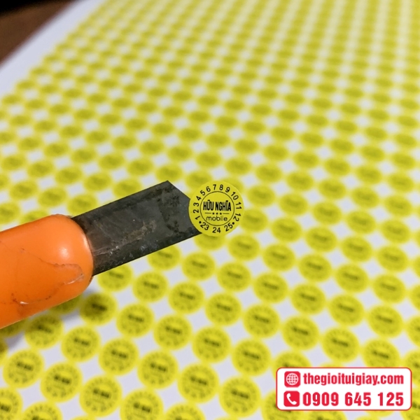  Mẫu tem dán điện thoại Hữu Nghĩa Mobile tối giản nhưng tinh tế 