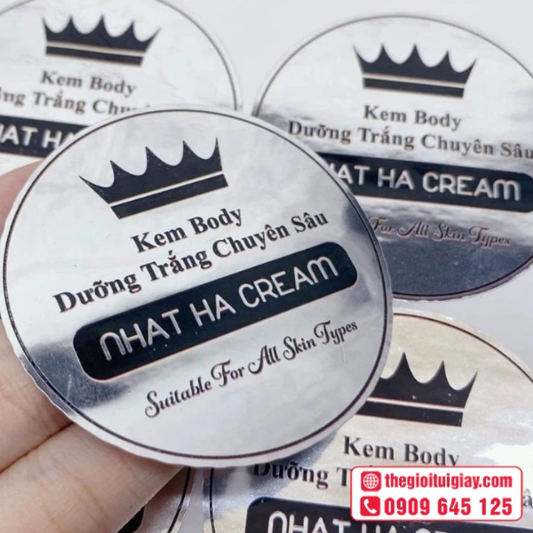  Mẫu tem kem body Nhat Ha Cream tròn nhỏ gọn, dễ dán trên lọ kem 