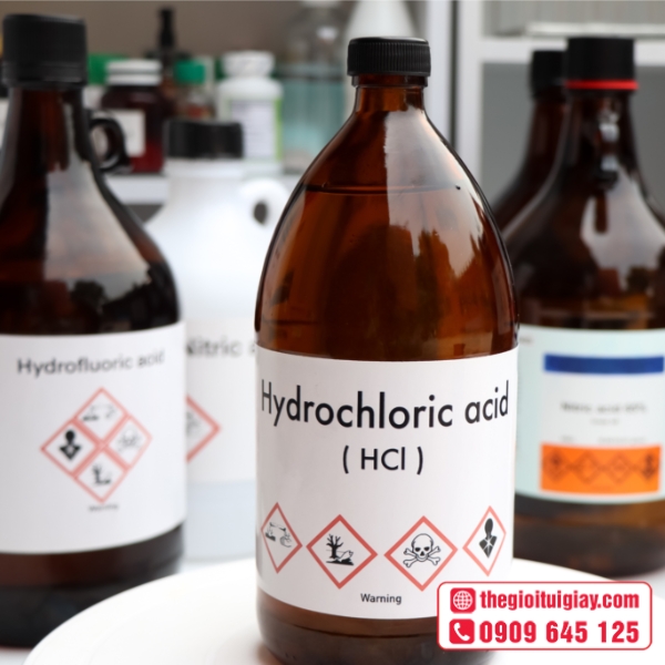 Mẫu thiết kế tem nhãn hóa chất dễ nhớ, nổi bật