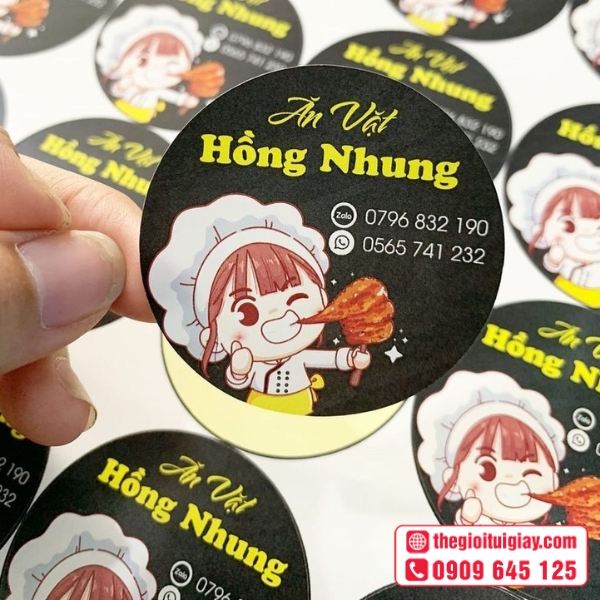 Mẫu tem ăn vặt Hồng Nhung - in tem ăn vặt theo yêu cầu