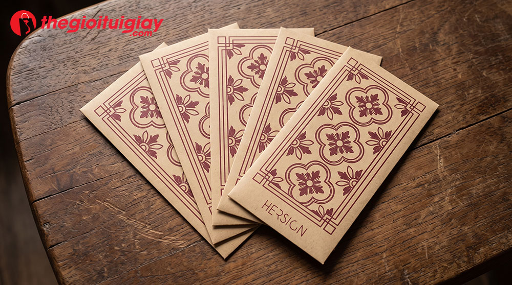 Mẫu bao l&igrave; x&igrave; giấy kraft phong c&aacute;ch vintage ho&agrave;i cổ