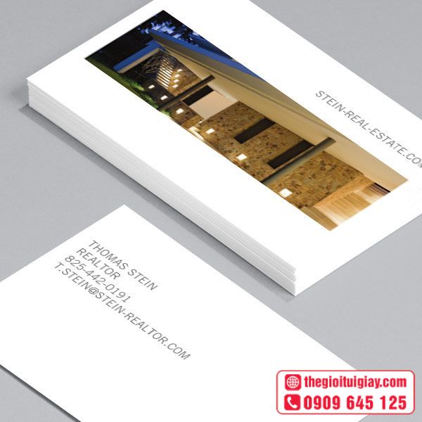 Card khách sạn tối giản