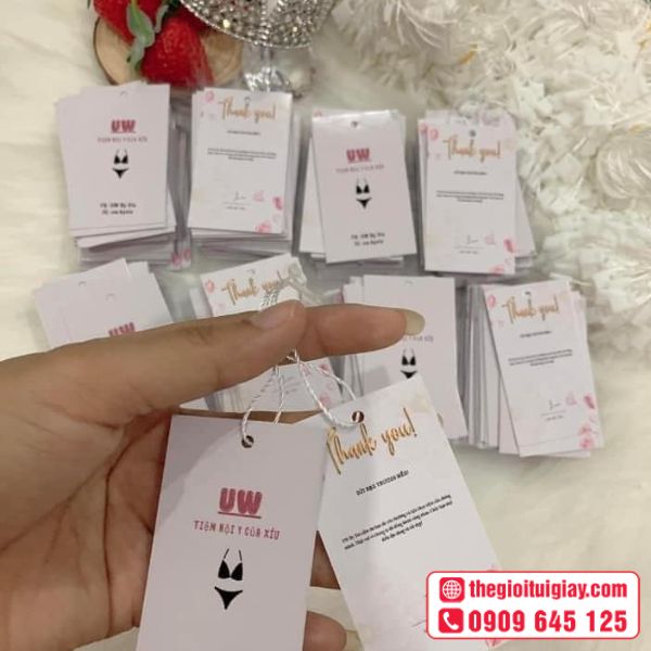 Tem mác quần áo thời trang
