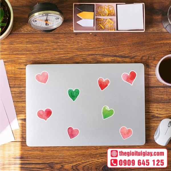  Mẫu sticker tr&aacute;i tim d&ugrave;ng d&aacute;n laptop 